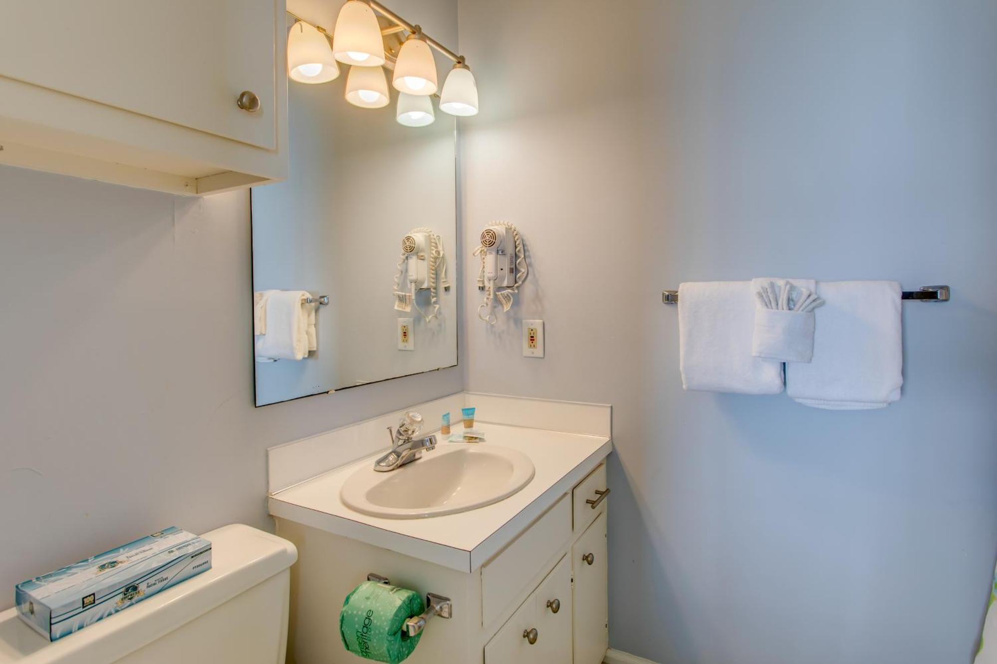 מירטל ביץ' Sunny Windy Hill Beachfront Condo With Private Patio מראה חיצוני תמונה